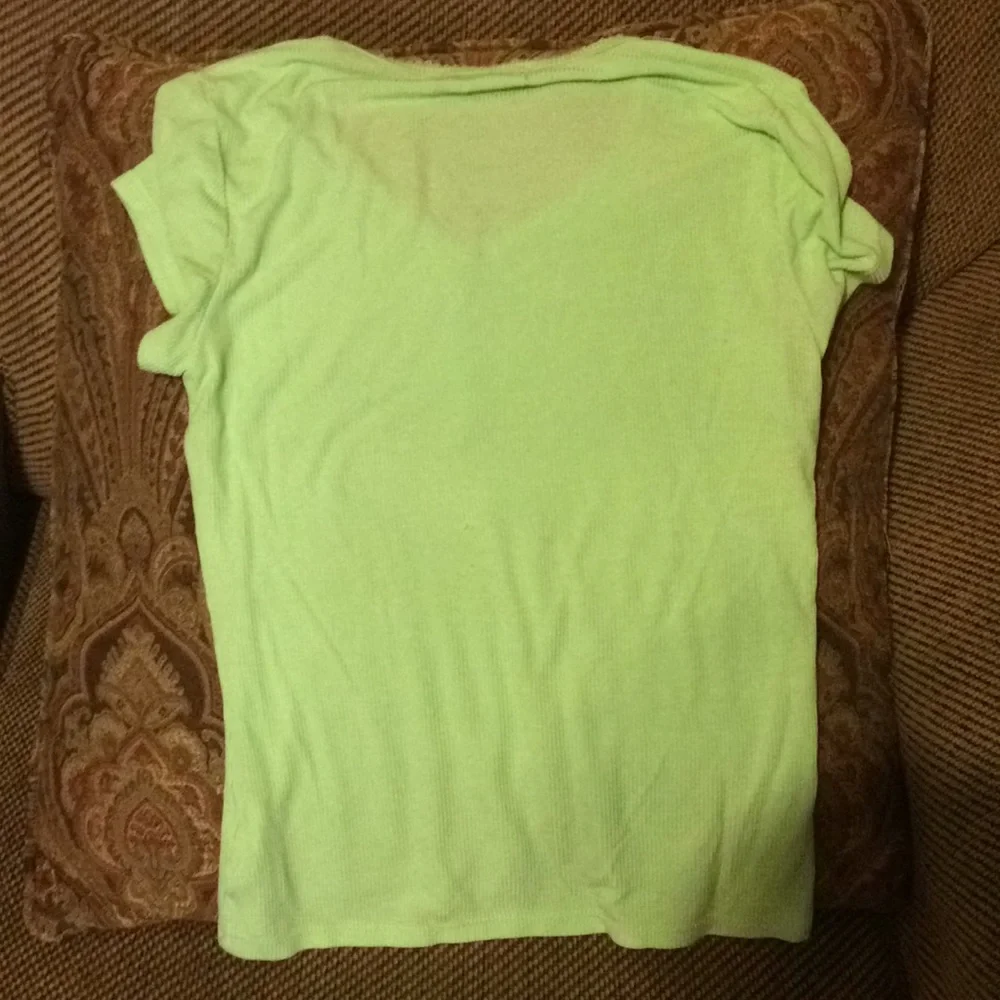 Shirt - Picture 3 of 4